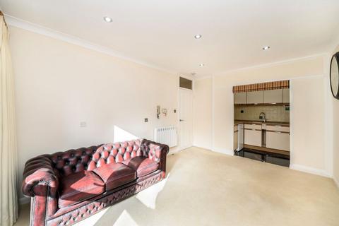 undefined, Cedar Close, London SE21