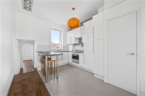 2 bedroom flat for sale, Underhill Road,  London, SE22