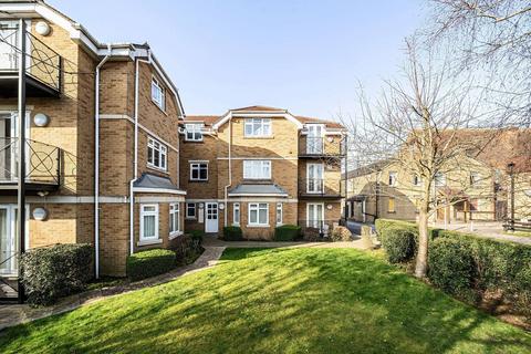2 bedroom flat for sale, Forge Lane, Northwood, HA6