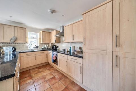 2 bedroom flat for sale, Forge Lane, Northwood, HA6