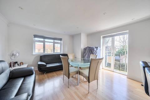 2 bedroom flat for sale, Forge Lane, Northwood, HA6