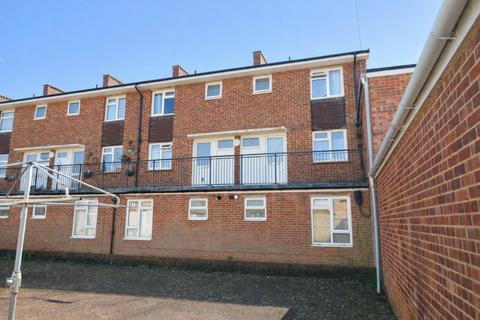 2 bedroom maisonette for sale, Hillfield, Hatfield