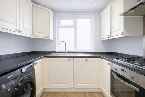 2 bedroom maisonette for sale, Hillfield, Hatfield