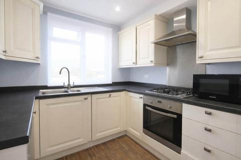 2 bedroom maisonette for sale, Hillfield, Hatfield