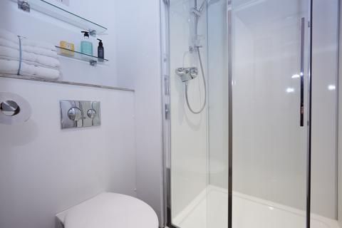 undefined, Deluxe Studio at Woodside House, 90 South Woodside Road G20