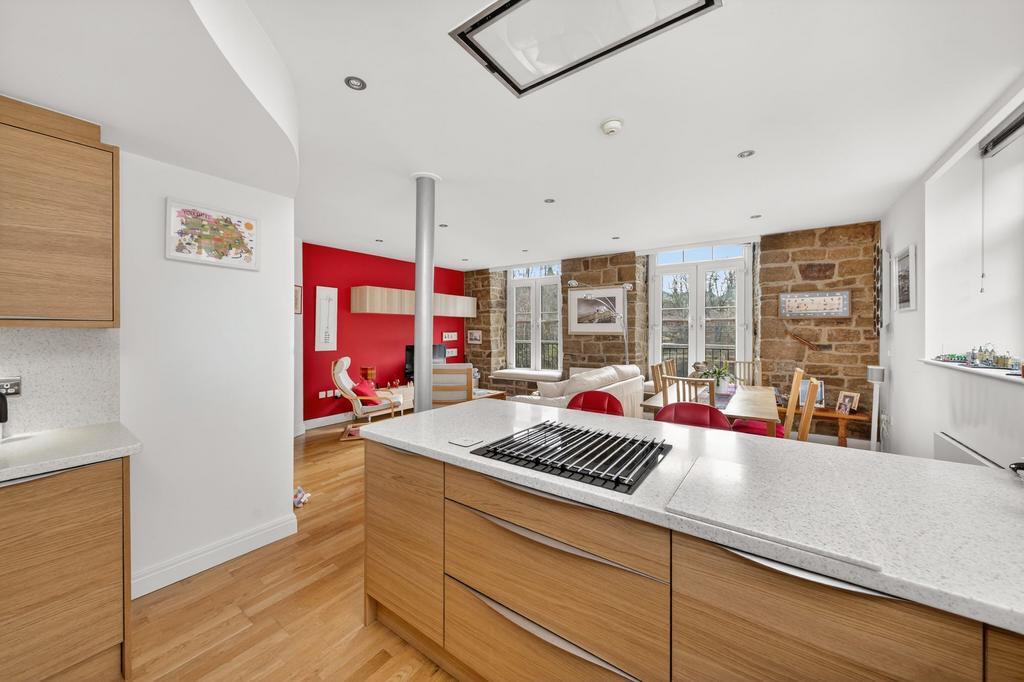 Living dining kitchen