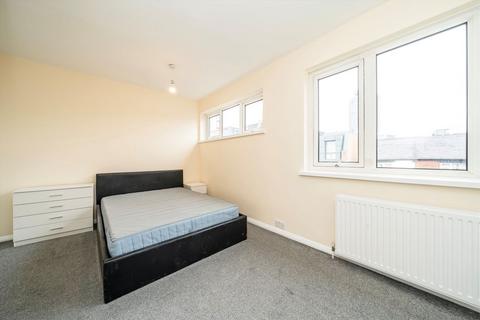 undefined, Brook Lane North, Brentford TW8