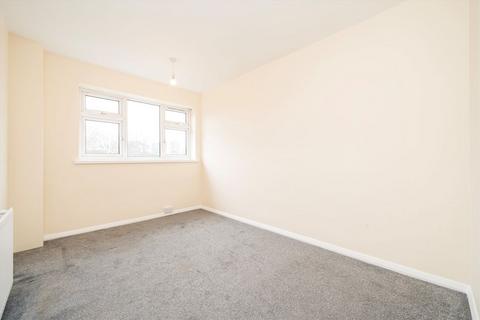 undefined, Brook Lane North, Brentford TW8