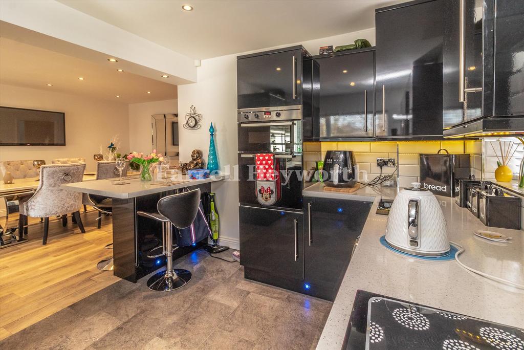 Kitchen image 2