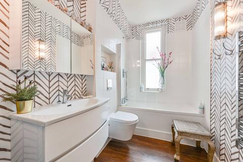 1 bedroom flat for sale, Hornton Street, High Street Kensington, London, W8