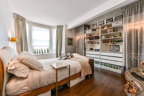 undefined, Hornton Street, High Street Kensington, London, W8
