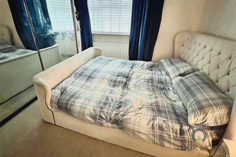 3 bedroom semi-detached house for sale, Kidderminster Road, West Midlands DY6