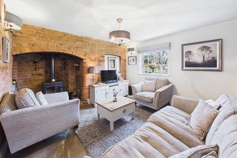 undefined, Lowes Lane, Wellesbourne CV35