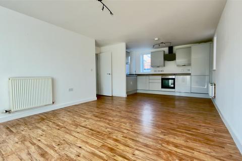 2 bedroom flat for sale, Spring Avenue, Peterborough PE7