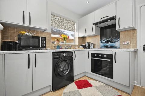 3 bedroom bungalow for sale, Fernlea Close, Crofton, Wakefield, West Yorkshire