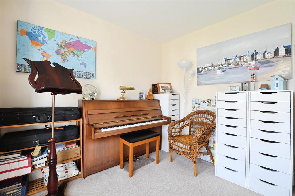 Front Room / Dining Room
