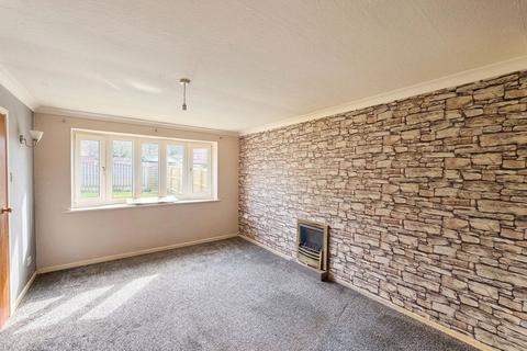 3 bedroom end of terrace house for sale, Berrywell Avenue, Penistone, S36