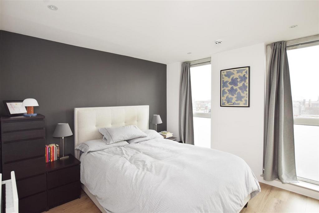 Bedroom 1.jpg