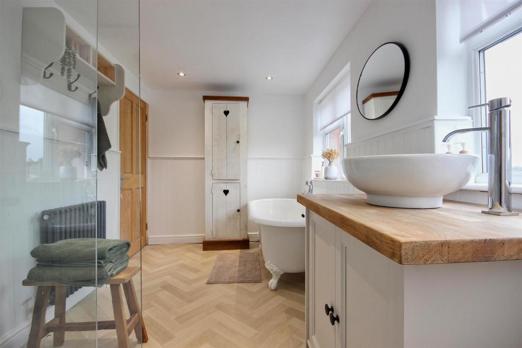Bathroom/w.c.