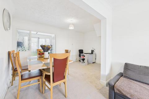 2 bedroom terraced house for sale, Bridgwater Road, Ruislip HA4