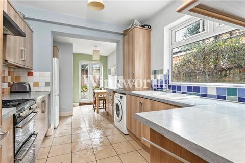 3 bedroom terraced house for sale, Clinton Road, London, N15