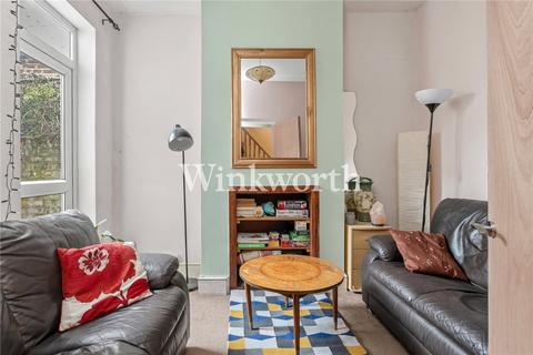 3 bedroom terraced house for sale, Clinton Road, London, N15