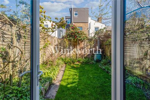 3 bedroom terraced house for sale, Clinton Road, London, N15