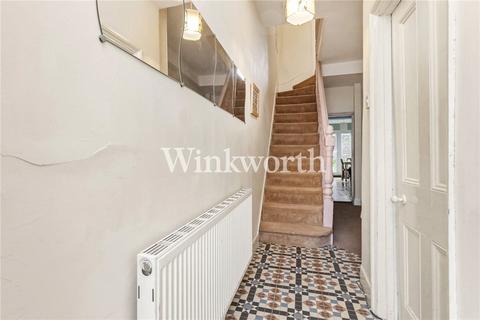 3 bedroom terraced house for sale, Clinton Road, London, N15
