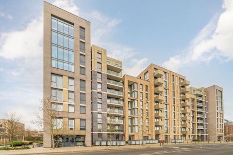 2 bedroom flat for sale, Queenshurst Square, Kingston Upon Thames KT2