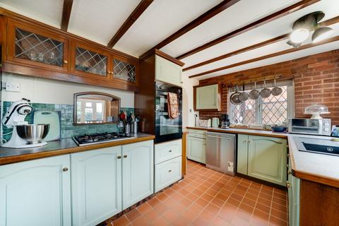 undefined, Gaymore Road, Cookley, DY10