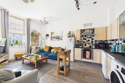 undefined, The Crescent, Gloucester, Gloucestershire, GL1