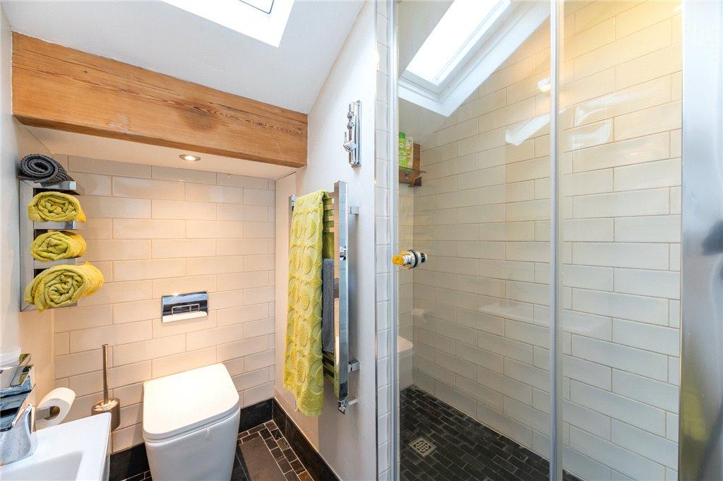 Master En-Suite