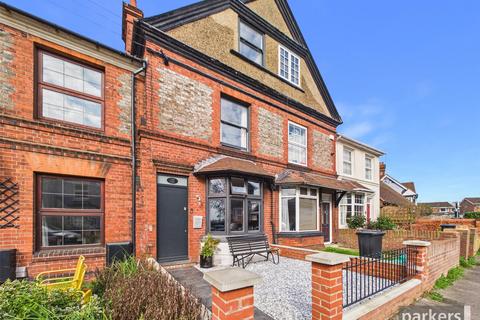 Station Terrace, Reading RG10