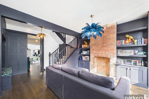 4 bedroom terraced house for sale, Station Terrace, Reading RG10