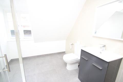3 bedroom house to rent, Church Street, Croydon, CR0