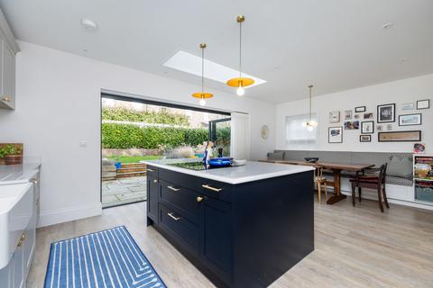 4 bedroom detached house for sale, Sarum Road, Winchester, SO22