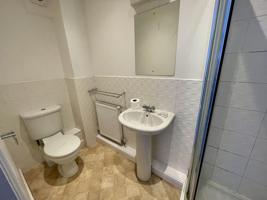 En-suite Bathroom
