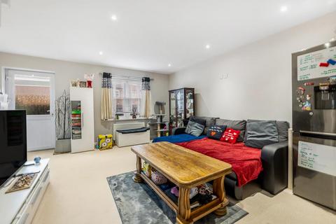3 bedroom semi-detached house for sale, Commercial Road, Spalding