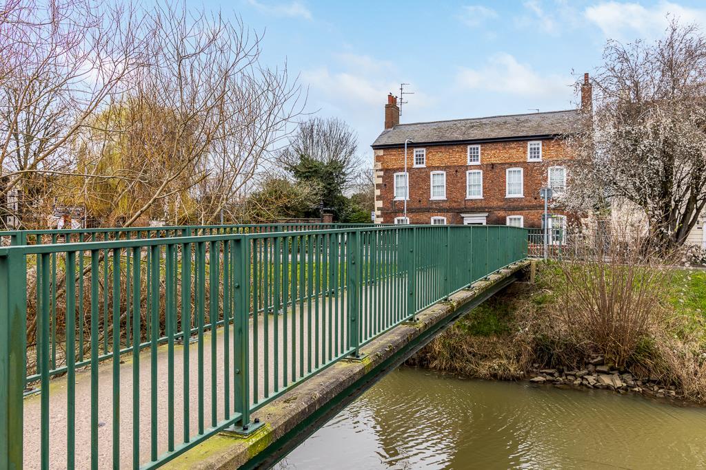 10 Commericial Road (Spalding)-1.jpg