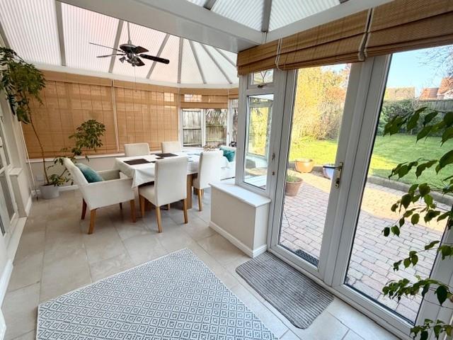 48 Clyde Garden Room.jpg