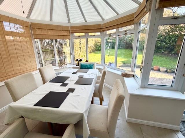 48 Clyde Garden Room2.jpg