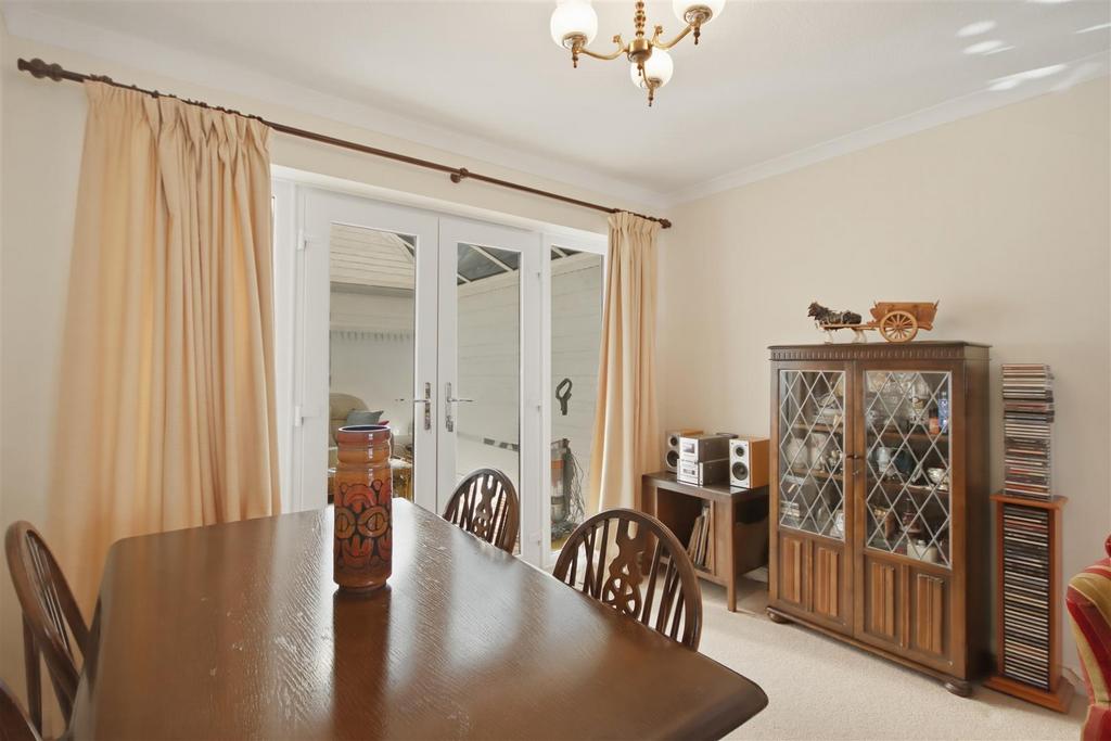 Lounge/Diner