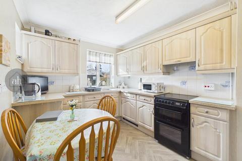 3 bedroom semi-detached house for sale, Nunnery Green, Wickhambrook,