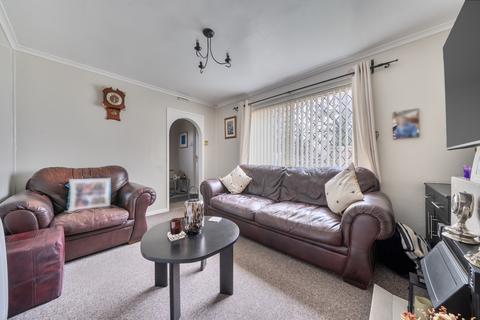 3 bedroom terraced house for sale, Rock Road, Carterton, Oxfordshire, OX18