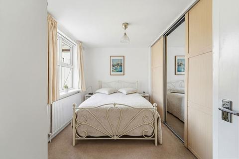 1 bedroom flat for sale, Hilldown Road, London SW16