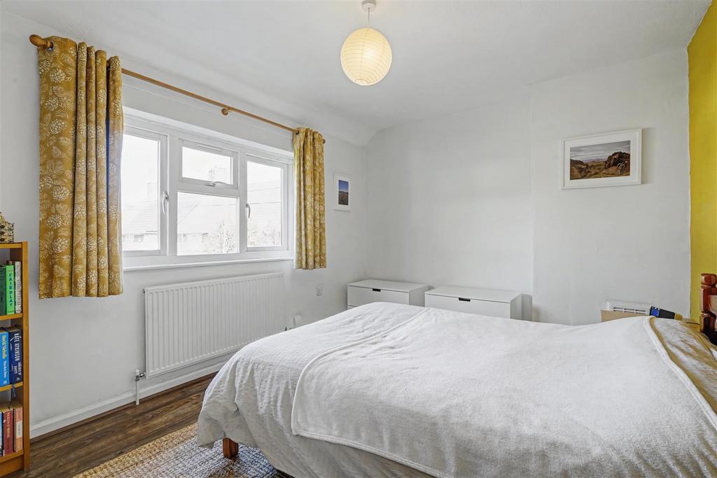 Bedroom 1 1.jpeg