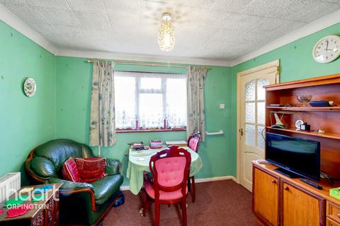 3 bedroom semi-detached house for sale, Brow Close, Orpington