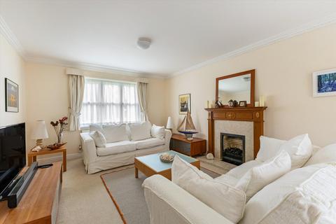 5 bedroom detached house for sale, Fyfield Way, Littleton, Winchester, Hampshire SO22