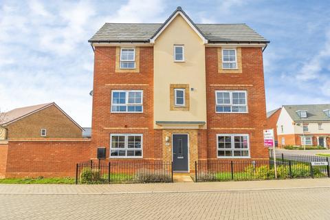 4 bedroom semi-detached house for sale, Diana Way, Fairfields, Milton Keynes