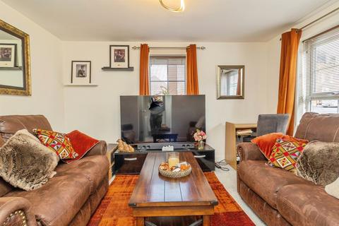 4 bedroom semi-detached house for sale, Diana Way, Fairfields, Milton Keynes
